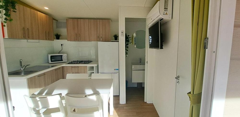 Romea Family Camping Казал Борсети Екстериор снимка