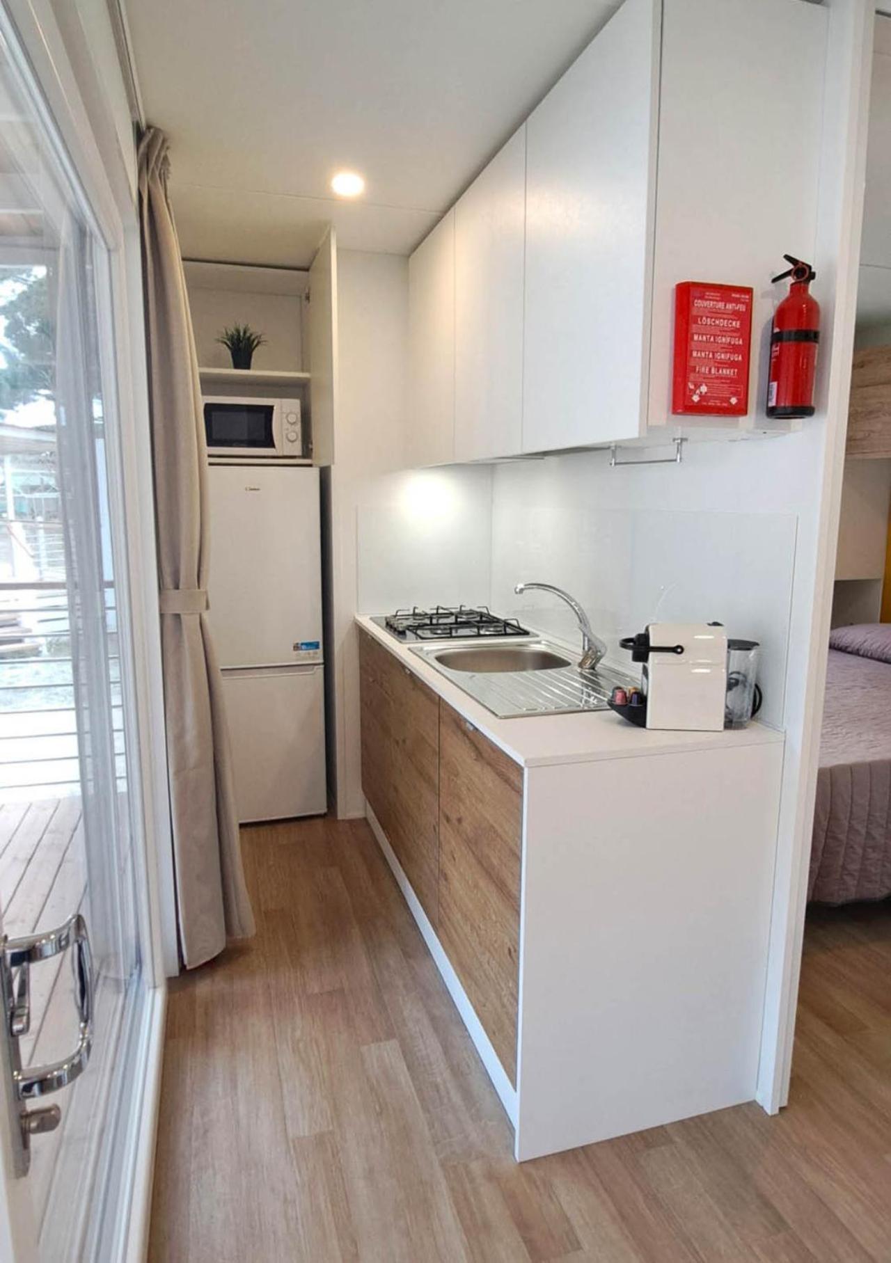 Romea Family Camping Казал Борсети Екстериор снимка