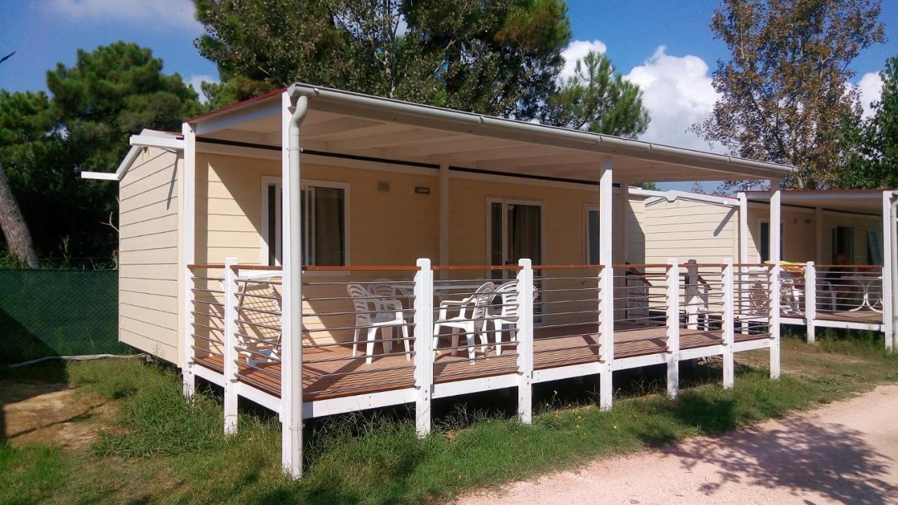 Romea Family Camping Казал Борсети Екстериор снимка